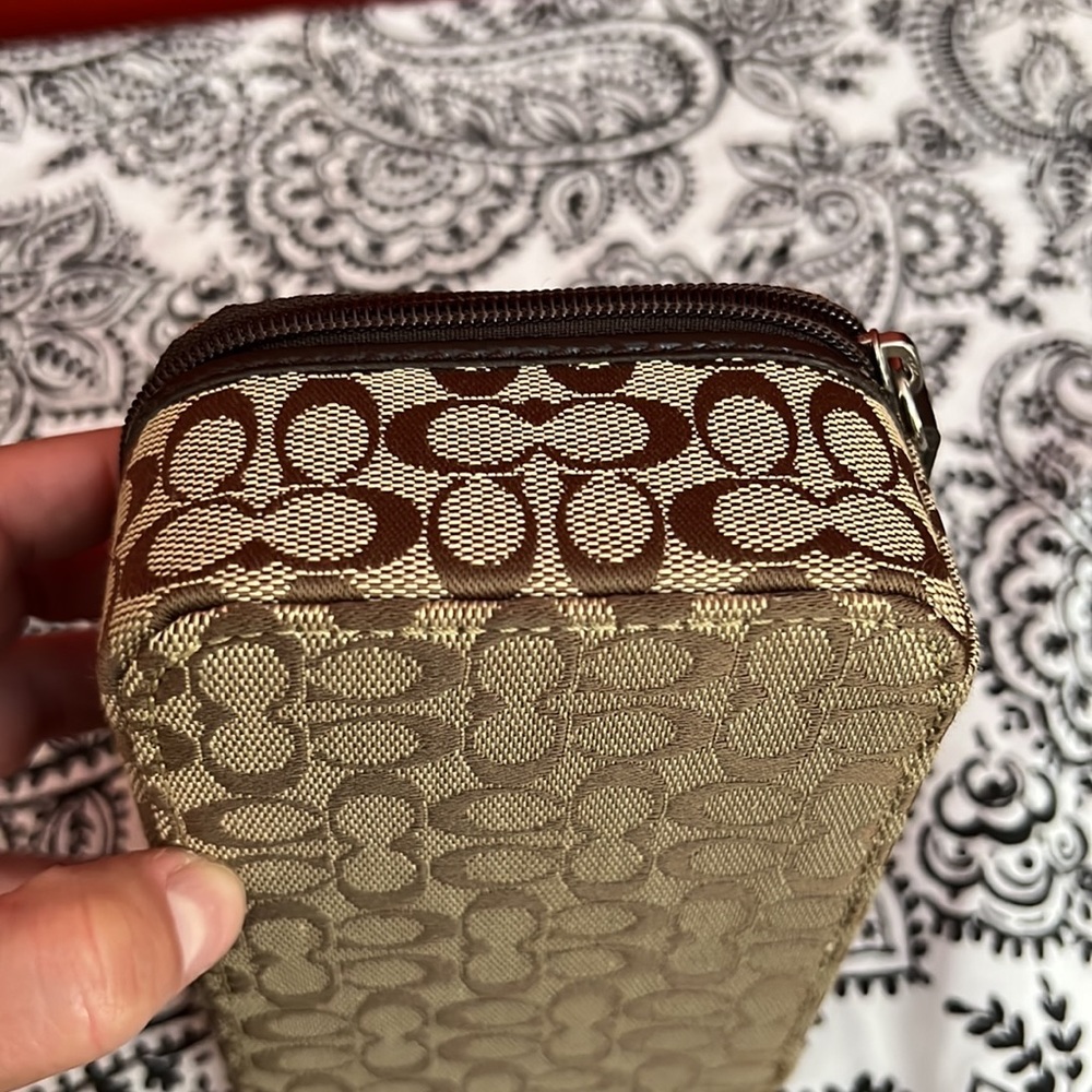 Coach Monogram Jewelry Case! - Picture 7 of 7